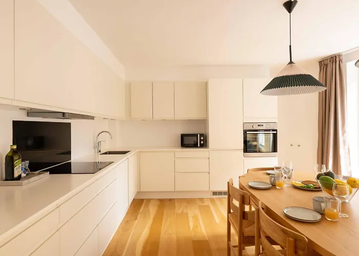 Family-friendly For 10 In Prime Location Apartman *