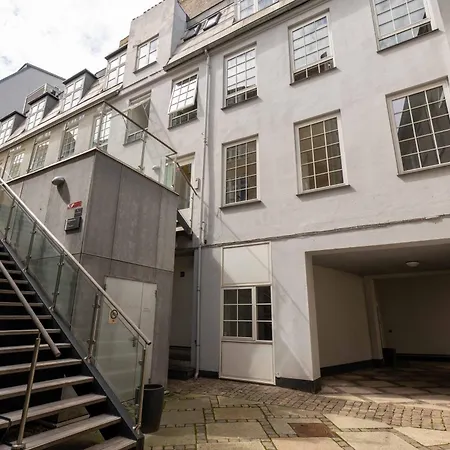 Family-friendly For 10 In Prime Location アパート コペンハーゲン